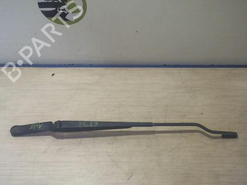 Used Front windshield wiper arm SKODA OCTAVIA I (1U2) 1.9 TDI (110 hp) 25409839