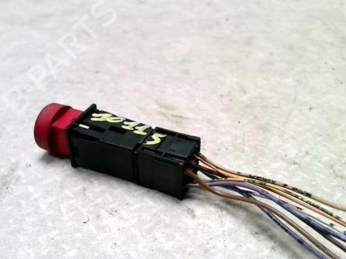 Used Warning switch Warning switch PEUGEOT 306 Hatchback (7A, 7C, N3, N5) 1.9 D (68 hp) 36174000 36174000