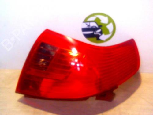 Venstre Baklys SUZUKI SWIFT III (MZ, EZ) 1.3 DDiS (RS413D) (69 hp) 25390233