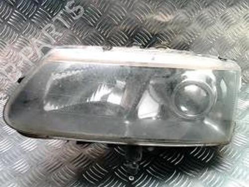 Used Right headlight RENAULT SAFRANE II (B54_) 2.2 dT (B54G) (113 hp) 26443401