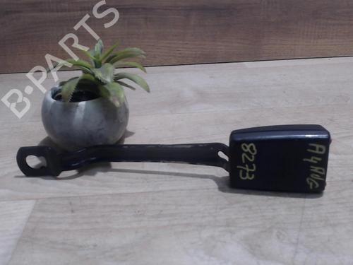 Engate do cinto AUDI A4 B5 (8D2) 1.9 TDI (110 hp) 31218449