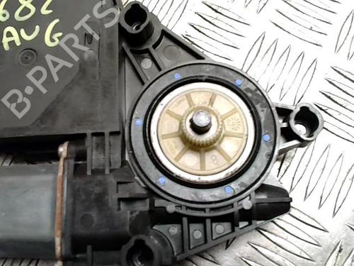 Left front window motor VW GOLF VI (5K1) 1.6 TDI | BP38797059E21 - Image 4