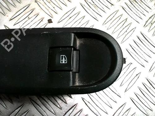 Right front window switch DACIA DUSTER (HS_) 1.5 dCi | BP32660245I26