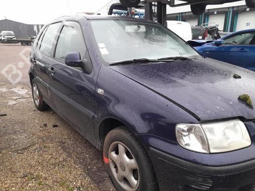 Left headlight VW POLO (6N2) 1.4 | BP25427464C28 