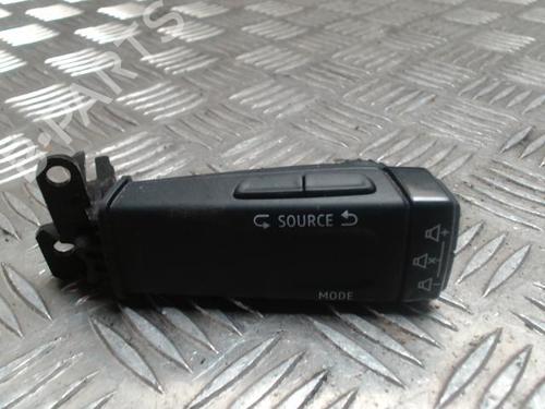 Schakelaar RENAULT CLIO V (B7_) 1.5 Blue dCi 85 (B7AG) (86 hp) 30511014