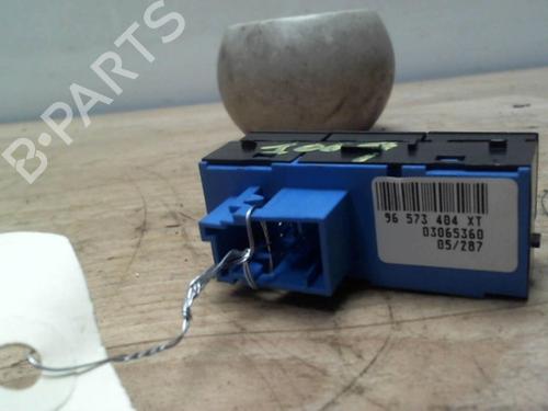 Comutador PEUGEOT 1007 (KM_) 1.4 (75 hp) 29025329