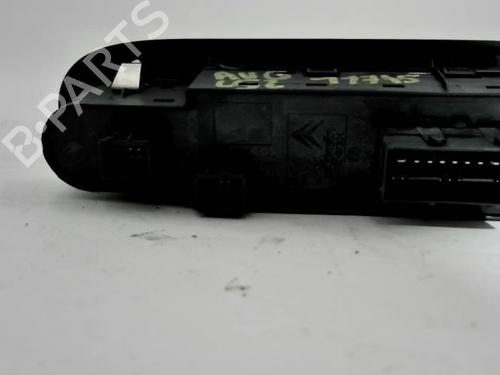 Left front window switch OPEL MERIVA A MPV (X03) 1.6 (E75) | BP26646244I27 