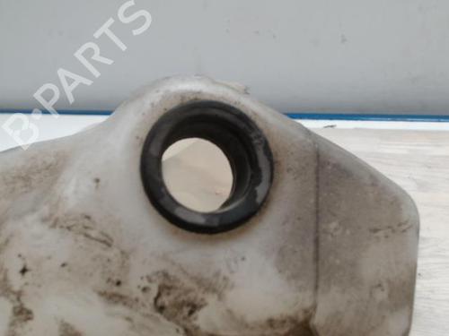 Used Windscreen washer tank RENAULT MEGANE II (BM0/1_, CM0/1_) 1.6 16V (112 hp) 27992202