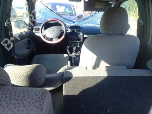 Luce targa RENAULT CLIO II (BB_, CB_) 1.5 dCi (B/CB07) | BP30586950I40 