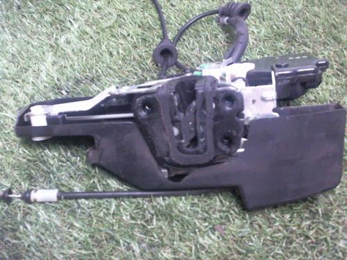 Front left lock KIA CARENS III MPV (UN) 2.0 CRDi 140 | BP25395310C98