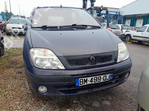 Right front fog light RENAULT SCÉNIC I MPV (JA0/1_, FA0_) 1.9 dCi (JA05, JA1F) | BP31231468C31 