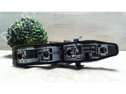 Used Licence plate light RENAULT SCÉNIC II (JM0/1_) 1.5 dCi (JM02, JM13) (101 hp) 25411403