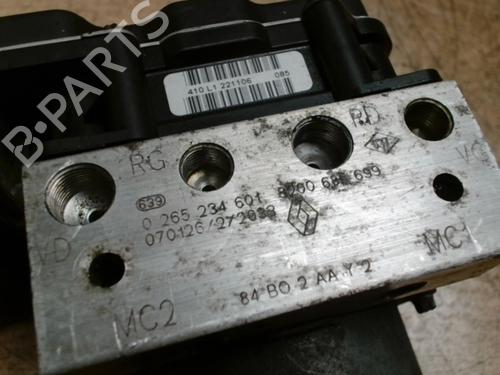 Used ABS pump ABS pump RENAULT MEGANE II (BM0/1_, CM0/1_) 1.9 dCi (115 hp) 34417254 34417254