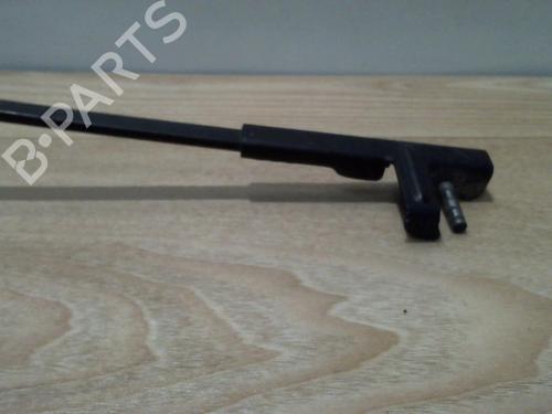 Used Front windshield wiper arm OPEL ASTRA H (A04) 1.7 CDTI (L48) (80 hp) 25413565