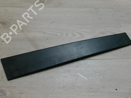 Used Door moulding trim FORD FOCUS C-MAX (DM2) 1.6 TDCi (109 hp) 31225603