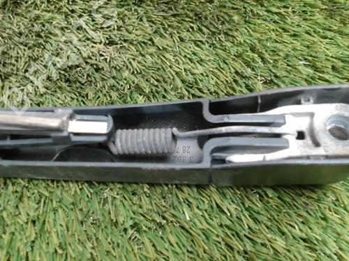 Used Rear windshield wiper arm RENAULT MEGANE III Hatchback (BZ0/1_, B3_) 1.5 dCi (106 hp) 31231086