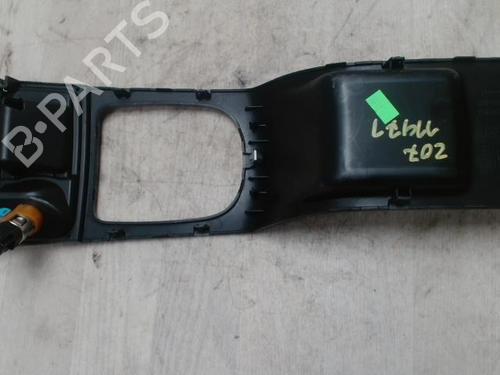 Midtkonsoll PEUGEOT 207 (WA_, WC_) 1.6 HDi (90 hp) 31234672