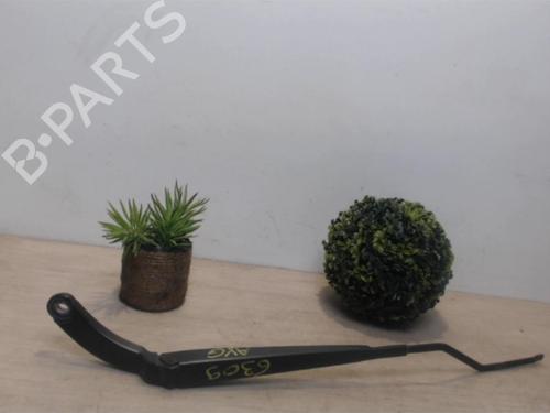 Used Front windshield wiper arm RENAULT CLIO IV (BH_) 1.5 dCi 90 (90 hp) 25390552