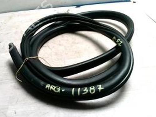Used Rubber door seal BMW 1 (E87) 116 d (116 hp) 25423378