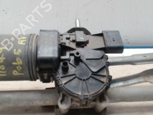 Used Front wiper motor VW POLO V (6R1, 6C1) 1.2 TSI 16V (90 hp) 25420093