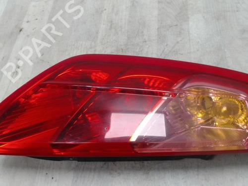 Used Left taillight FIAT GRANDE PUNTO (199_) 1.3 D Multijet (75 hp) 31225436