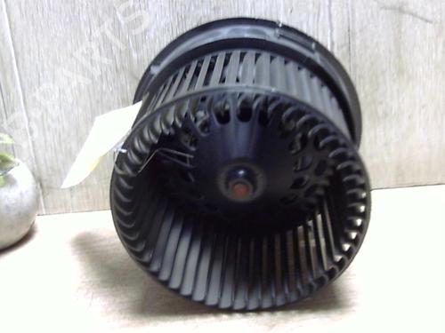 Luftventilen Luftventilen PEUGEOT 207 (WA_, WC_) 1.6 HDi (92 hp) 33917505 33917505