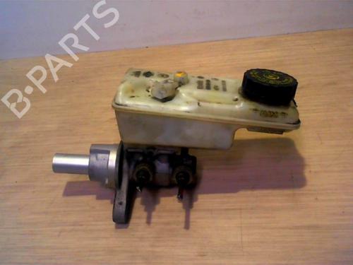 Used Brake master cylinder RENAULT KANGOO / GRAND KANGOO II (KW0/1_) 1.5 dCi (KW0C, KW2C, KW4C) (106 hp) 25391774
