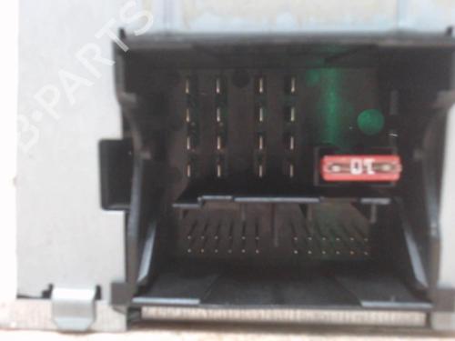 Radio VW GOLF V (1K1) 2.0 TDI 16V | BP25386536E6 - Image 4