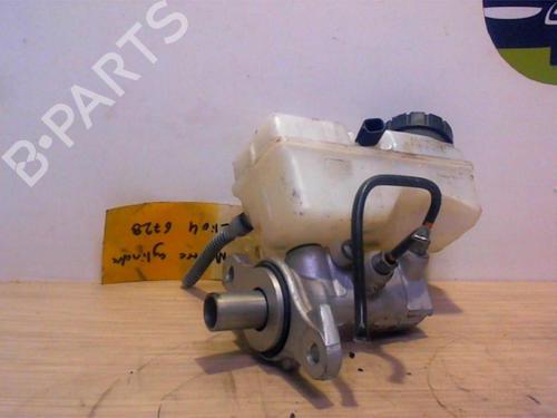 Used Brake master cylinder RENAULT CLIO IV (BH_) 0.9 TCe 90 (BHNF, BHMA, BHMH, BHJK, BHJR) (90 hp) 25415208