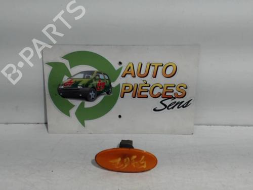 Venstre sideblink FIAT PUNTO (176_) 1.4 GT Turbo (176AS_) (131 hp) 25399405