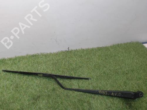 Used Front windshield wiper arm SUZUKI SWIFT III (MZ, EZ) 1.3 DDiS (RS413D) (69 hp) 25390194