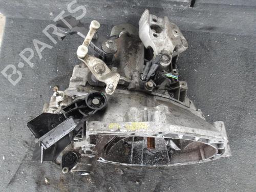 Used Gearbox Gearbox PEUGEOT 208 I (CA_, CC_) 1.2 VTI 82 (82 hp) 33800734 33800734