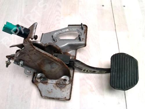 Used Break pedal CITROËN C4 Coupe (LA_) 1.6 HDi (109 hp) 25428125