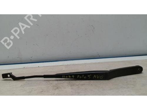 Used Front windshield wiper arm VW POLO V (6R1, 6C1) 1.2 TSI 16V (90 hp) 25420097