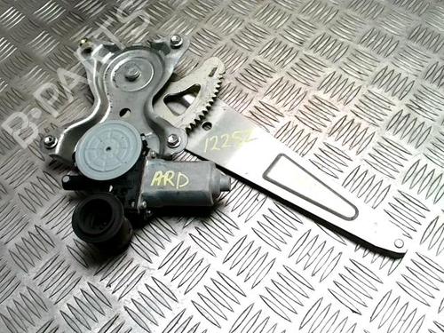 Used Rear right window mechanism Rear right window mechanism TOYOTA RAV 4 II (_A2_) 2.0 D 4WD (CLA20_, CLA21_, CLA20R, CLA21R) (116 hp) 34613614 34613614