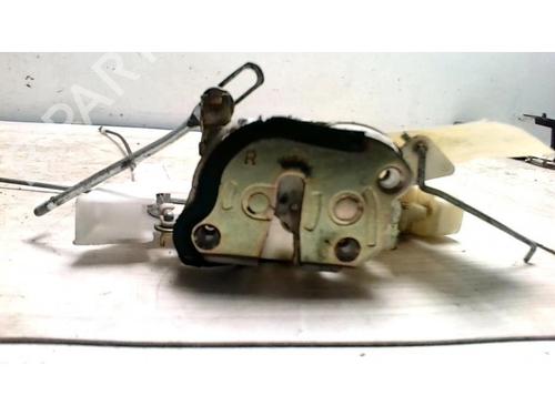Used Front right lock TOYOTA YARIS VERSO (_P2_) 1.4 D-4D (NLP20_, NLP22_) (75 hp) 25422851