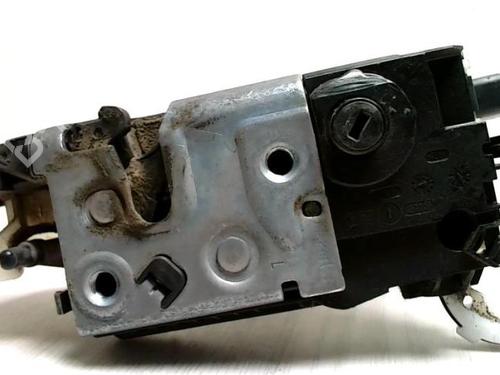 Front left lock PEUGEOT 208 I (CA_, CC_) 1.2 VTI 82 | BP28354842C98 