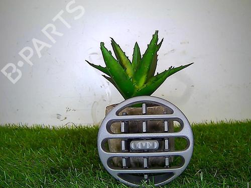 Used Air vent RENAULT KANGOO (KC0/1_) 1.5 dCi (84 hp) 25384435