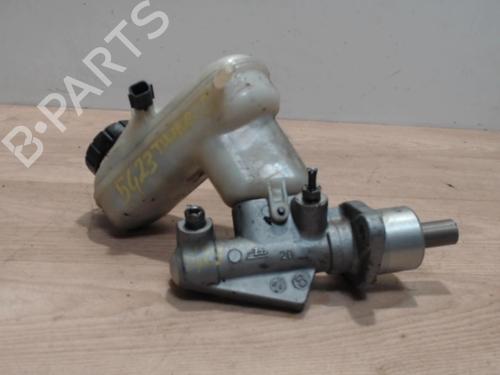 Used Brake master cylinder RENAULT TWINGO II (CN0_) 1.5 dCi (CN0E) (64 hp) 25386730