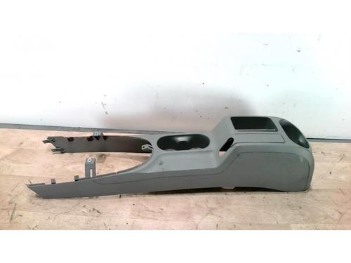 Used Middle console VW CADDY III Box Body/MPV (2KA, 2KH, 2CA, 2CH) 1.6 (102 hp) 25416867