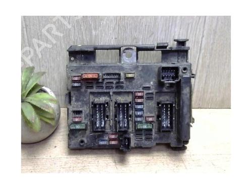 Fuse box RENAULT LAGUNA II (BG0/1_) 2.2 dCi (BG0F) | BP25411512E1 
