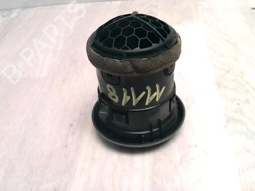 Difusor / Saída de ar NISSAN NOTE (E11, NE11) 1.5 dCi (86 hp) 25428170