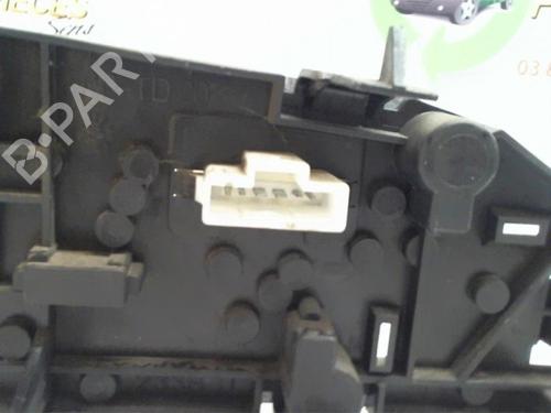 Licence plate light PEUGEOT 406 (8B) 2.0 HDI 90 | BP25401316I40 