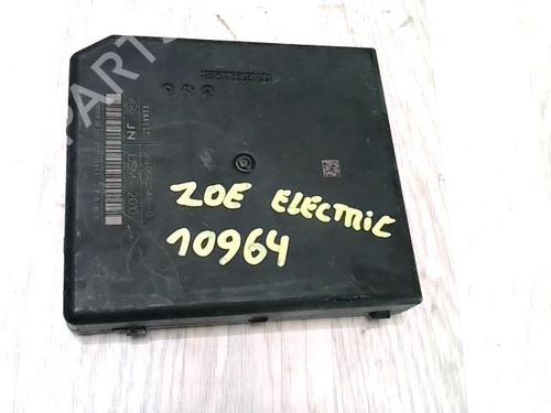 Used Fuse box RENAULT ZOE (BFM_) ZOE (88 hp) 31239637