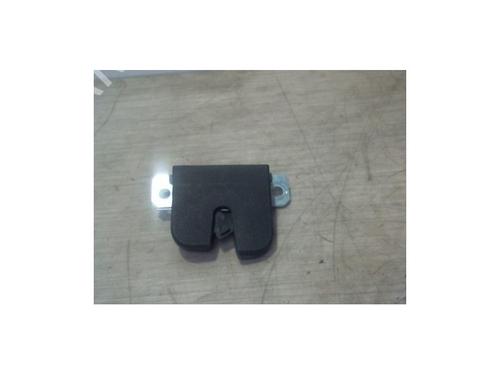 Tailgate lock SEAT IBIZA III (6L1) 1.4 TDI | BP25389581C101 