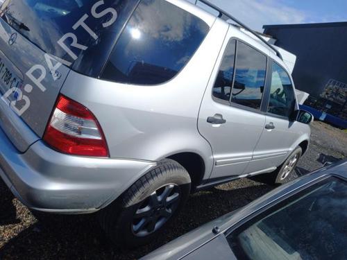 Left front fenders MERCEDES-BENZ M-CLASS (W163) ML 270 CDI (163.113) | BP29687515C41 