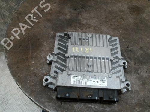 Used Engine control unit (ECU) Engine control unit (ECU) FORD FOCUS II (DA_, HCP, DP) 1.8 TDCi (115 hp) 33740585 33740585