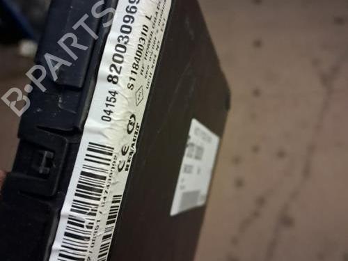 Fuse box RENAULT GRAND SCÉNIC II (JM0/1_) 1.9 dCi (JM0G, JM12, JM1G, JM2C) | BP26926399E1