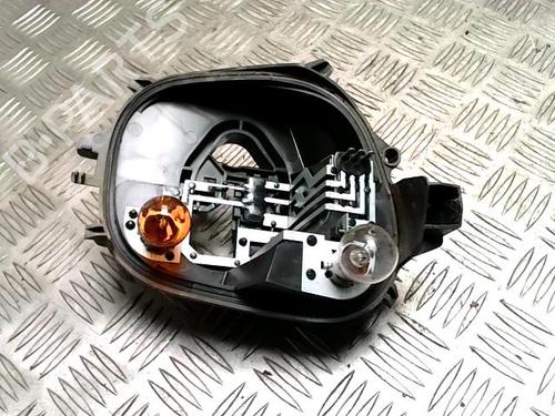 Luce targa PEUGEOT 208 I (CA_, CC_) 1.6 HDi / BlueHDi 75 (75 hp) 31228292