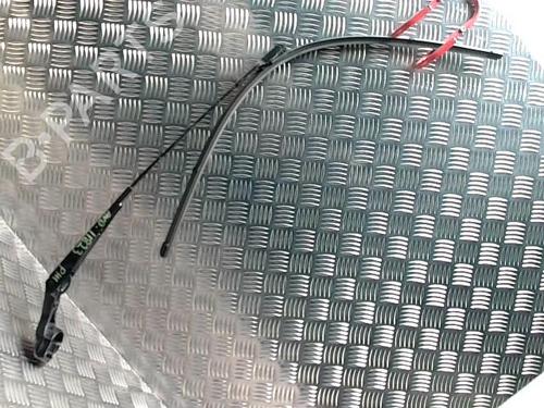 Used Front windshield wiper arm CITROËN C4 Picasso II 1.6 HDi / BlueHDi 115 (115 hp) 25429817